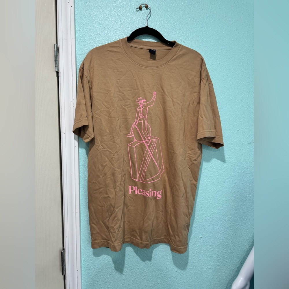 Pleasing Cowboy Frangrance Tee